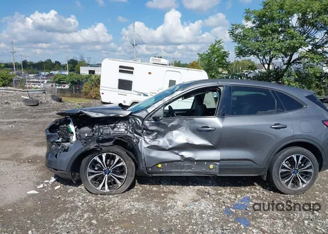 2021 Ford Escape Se z USA, uszkodzony, nr VIN 1FMCU9G60MUB26305